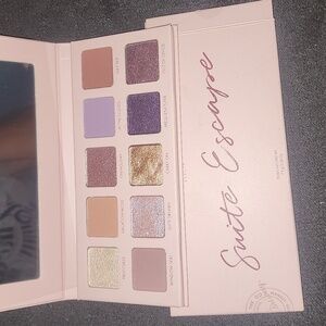 Eyeshadow palette